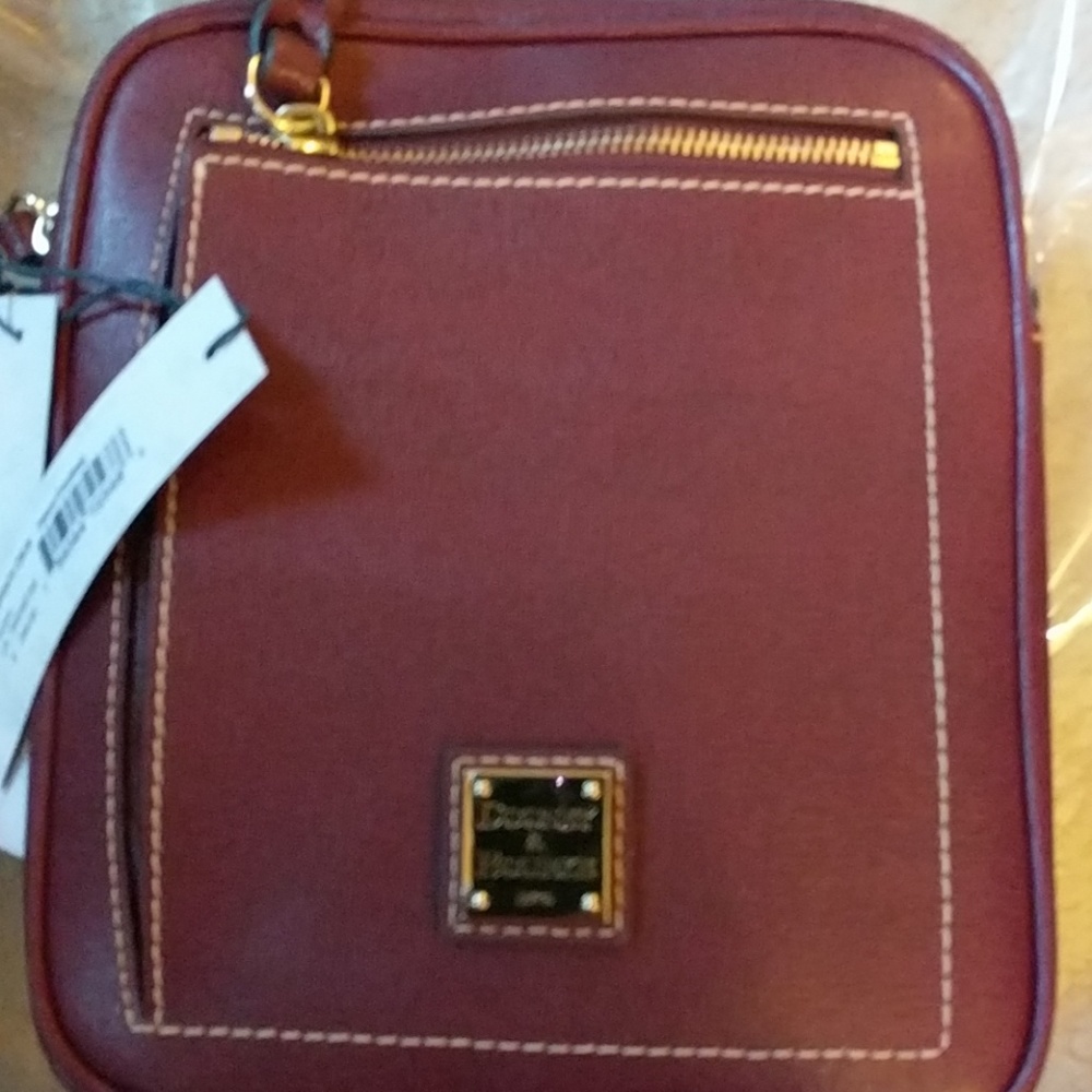 Dooney & Bourke Camera Crossbody Purse